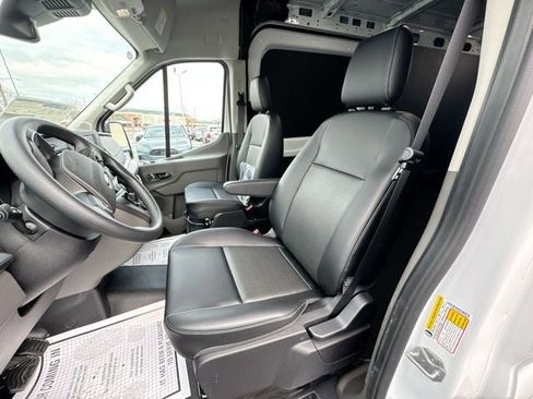 New 2025 Ford Transit 250 148 Medium Roof w/ Load Area Protection Package image 11