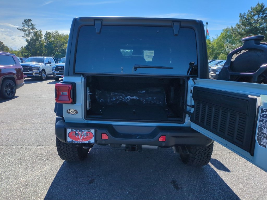 New 2027 Jeep Wrangler Unlimited Rubicon 392 AWD/4WD image 31