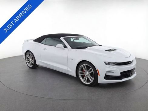 Used 2024 Chevrolet Camaro SS RWD image 3