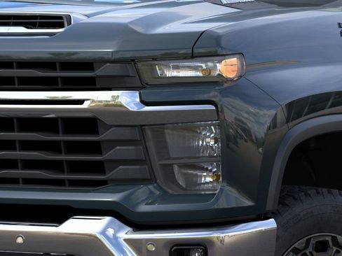 New 2026 Chevrolet Silverado 2500 LT w/ All Star Edition AWD/4WD image 10