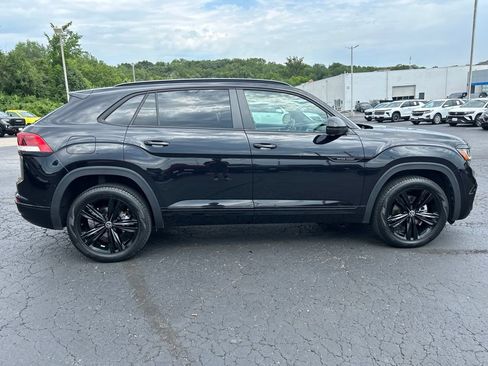 Used 2023 Volkswagen Atlas Cross Sport SEL R-Line AWD/4WD image 4
