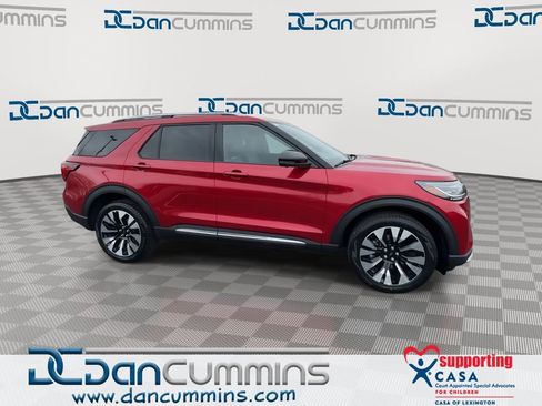 New 2025 Ford Explorer Platinum w/ LUX Leather Package AWD/4WD image 9