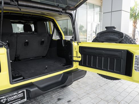 Used 2023 Jeep Wrangler Sport S image 36