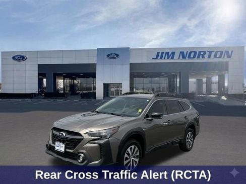 Used 2024 Subaru Outback Premium AWD/4WD image 9