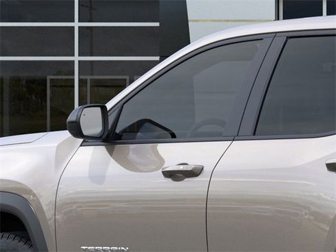 New 2025 GMC Terrain Elevation image 12