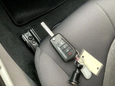 Used 2023 Toyota Camry LE image 14