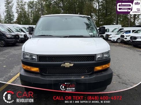 Used 2020 Chevrolet Express 2500 image 2