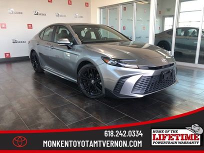 Used 2025 Toyota Camry SE