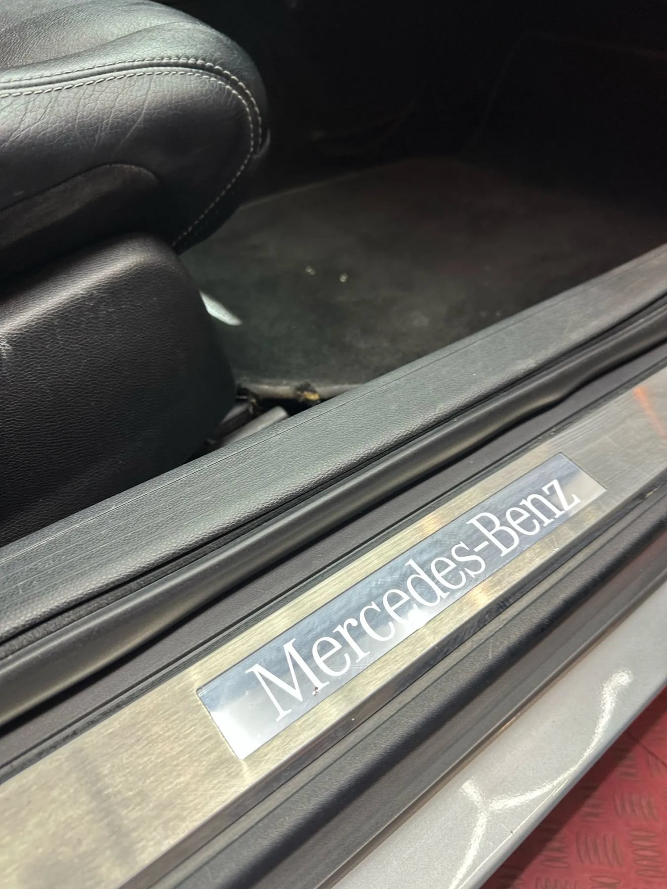 Used 2011 Mercedes-Benz E 350 Cabriolet image 35