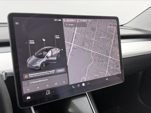 Used 2019 Tesla Model 3 Long Range AWD/4WD image 26