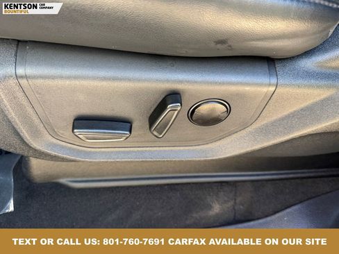 Used 2024 Ford Expedition XLT image 34