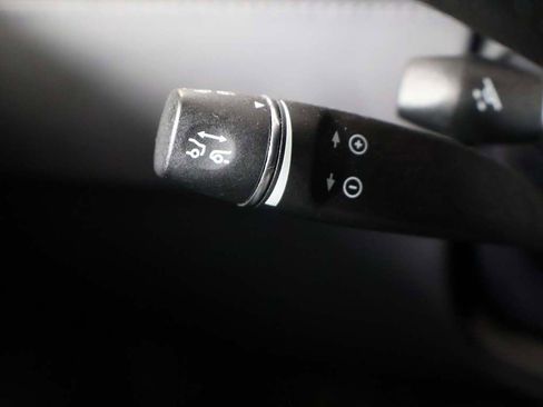 Used 2018 Tesla Model S 75D image 41