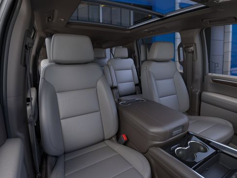 New 2026 Chevrolet Suburban Z71 w/ Z71 Off-Road Package AWD/4WD image 44
