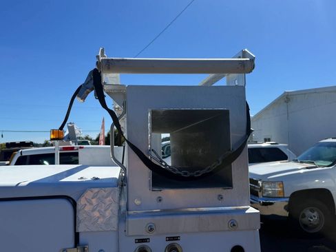 Used 2013 Chevrolet Silverado 3500 W/T RWD image 16