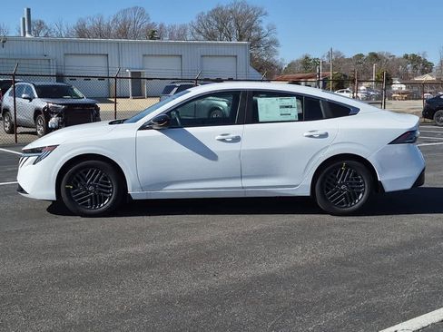 New 2026 Nissan Sentra SV image 5