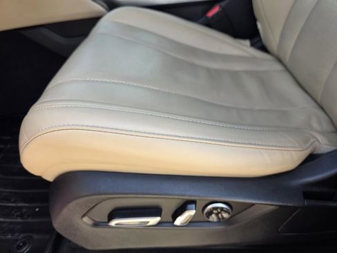 Used 2022 Acura MDX FWD w/ Technology Package image 18