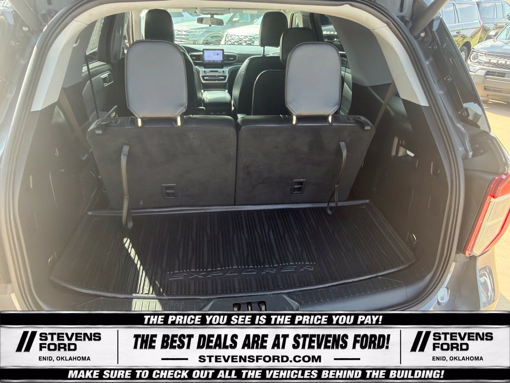Used 2023 Ford Explorer XLT w/ Equipment Group 202A AWD/4WD image 39