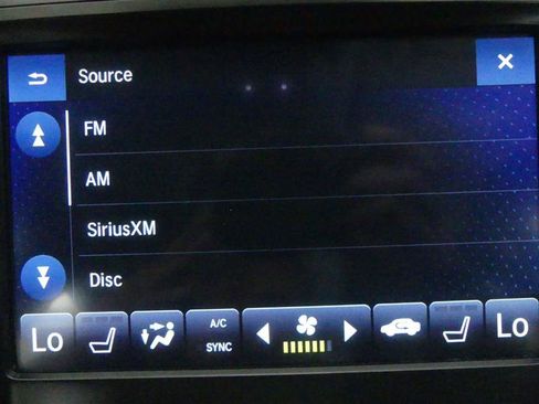 Used 2018 Acura TLX FWD image 11