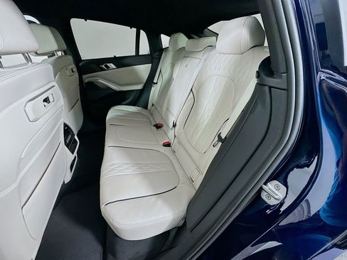 New 2026 BMW X6 xDrive40i w/ Executive Package image 17