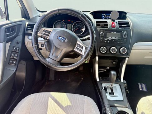 Used 2015 Subaru Forester 2.5i Premium w/ All-Weather Package AWD/4WD image 8