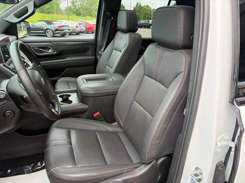 Used 2024 Chevrolet Tahoe RST w/ Luxury Package AWD/4WD image 8