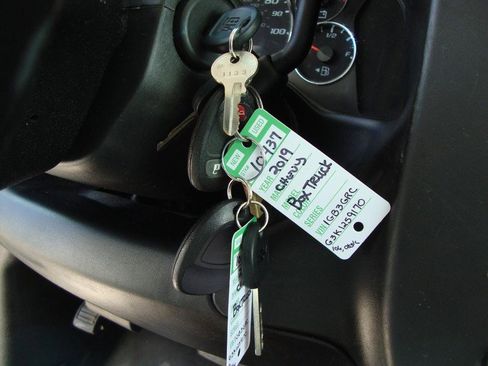 Used 2019 Chevrolet Express 3500 w/ Power Convenience Package image 16