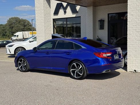 Used 2020 Honda Accord Sport image 8