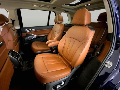 Used 2025 BMW X7 M60i AWD/4WD image 20