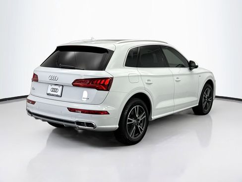 Used 2020 Audi Q5 e Premium w/ Convenience Package image 5
