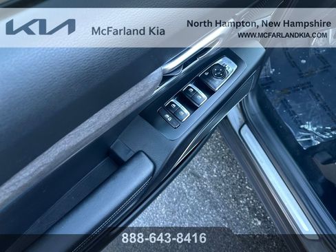 Used 2021 Kia Telluride SX w/ SX Prestige Package image 13