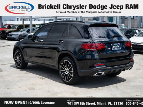 Used 2021 Mercedes-Benz GLC 300 w/ AMG Line image 7