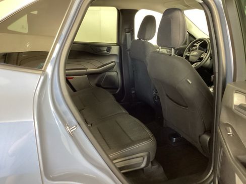 Used 2023 Ford Escape Active w/ Tech Pack #1 AWD/4WD image 8