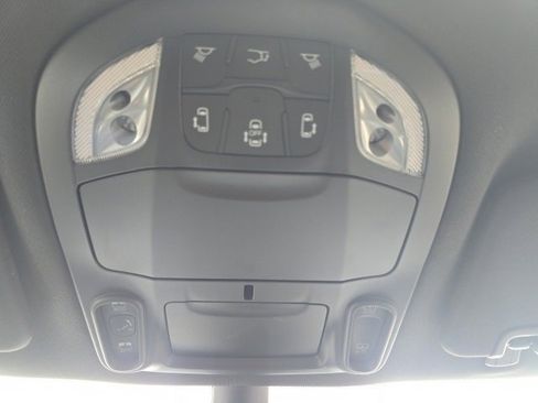 New 2026 Chrysler Pacifica Limited w/ S Appearance Package image 28