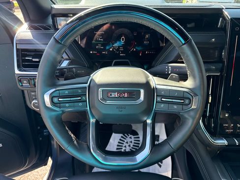 Used 2026 GMC Yukon XL Elevation w/ Elevation Premium Package AWD/4WD image 18