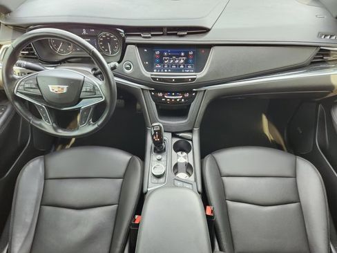 Used 2020 Cadillac XT5 Premium Luxury w/ LPO, Floor Liner Package image 27