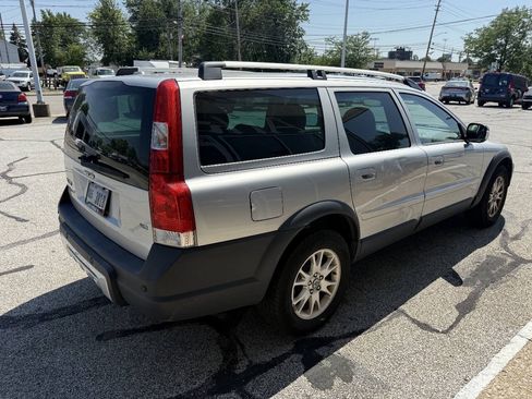 Used 2007 Volvo XC70 AWD/4WD image 9
