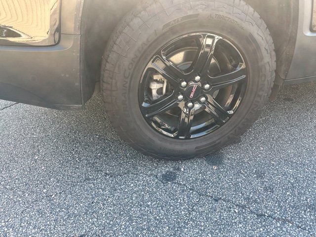 Used 2023 GMC Acadia AT4 w/ Technology Package AWD/4WD image 6