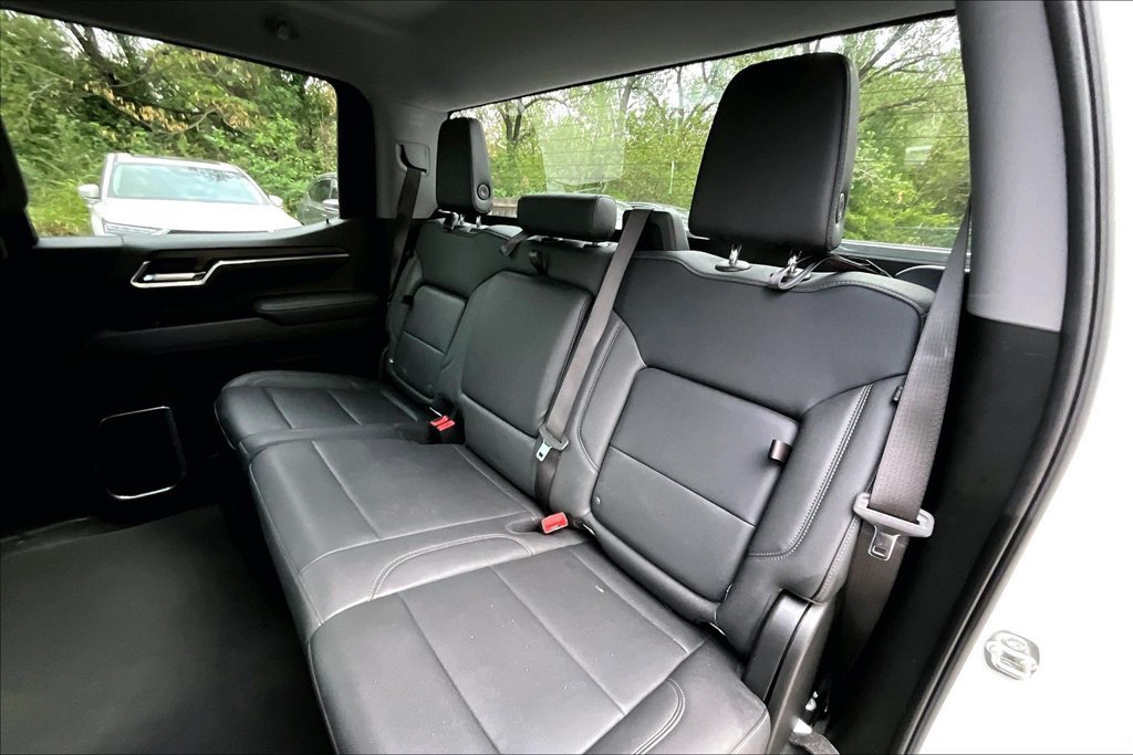 Used 2025 GMC Sierra 1500 SLT RWD image 33
