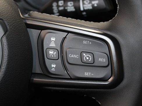 Used 2025 Jeep Wrangler Unlimited Sport S 4xe AWD/4WD image 38