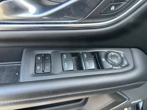 Used 2021 Chevrolet Tahoe Z71 AWD/4WD image 9