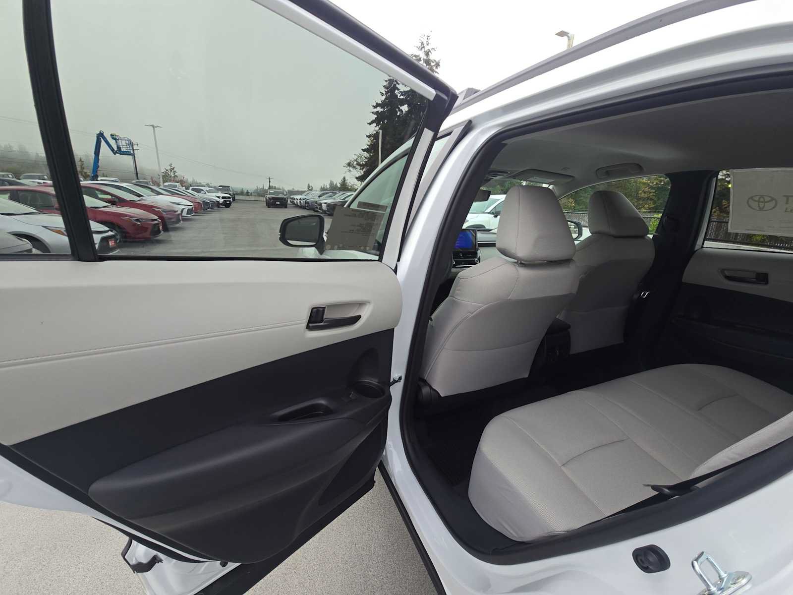 New 2026 Toyota Corolla Cross LE w/ Cold Weather Package AWD/4WD image 15