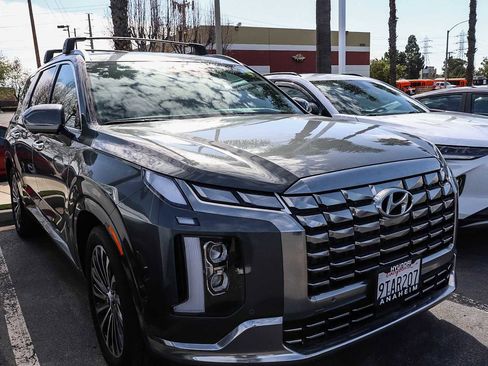 Used 2025 Hyundai Palisade Calligraphy image 7