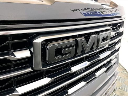 Used 2024 GMC Sierra 2500 AT4 w/ AT4 Premium Plus Package AWD/4WD image 22