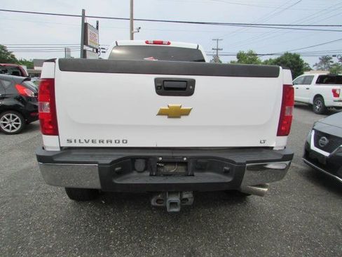 Used 2014 Chevrolet Silverado 2500 LT w/ Interior Plus Package AWD/4WD image 6