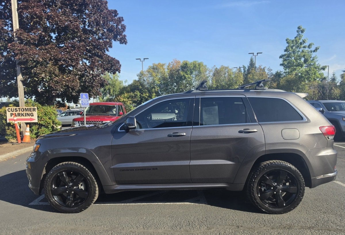 Used 2015 Jeep Grand Cherokee High Altitude AWD/4WD image 2