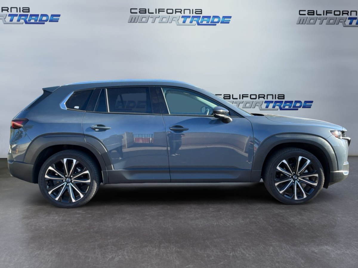 Used 2025 MAZDA CX-50 AWD 2.5 S w/ Premium Plus Pkg image 4