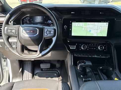Used 2025 GMC Sierra 1500 AT4 AWD/4WD image 15