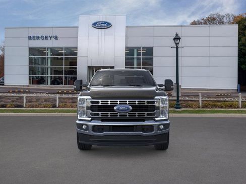 New 2025 Ford F350 XLT w/ FX4 Off-Road Package image 28