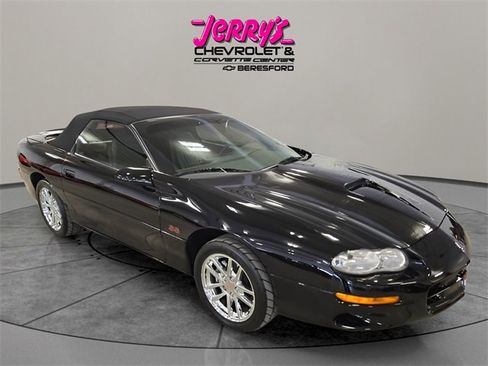 Used 2002 Chevrolet Camaro Z28 w/ SS Performance/Appearance Pkg image 14