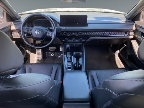 Used 2024 Honda Accord Sport image 10